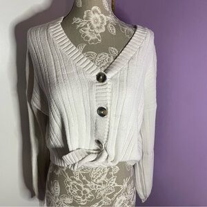 Hollister Women's White Sweater